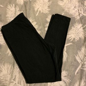 Black leggings